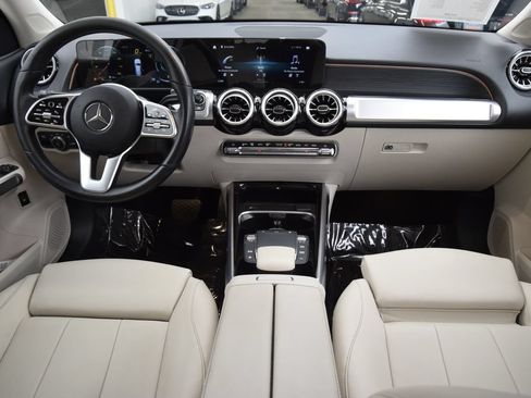 Used 2022 Mercedes-Benz GLB 250 image 19