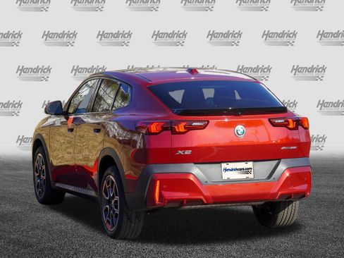 Certified 2025 BMW X2 xDrive28i image 6