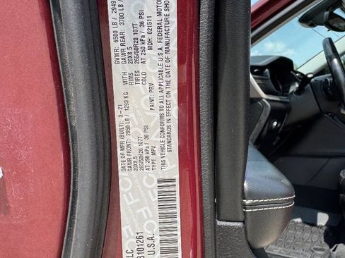 Used 2021 Jeep Grand Cherokee L Limited AWD/4WD image 12