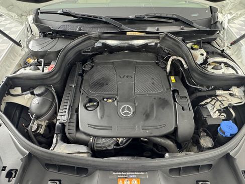 Used 2015 Mercedes-Benz GLK 350 2WD image 24