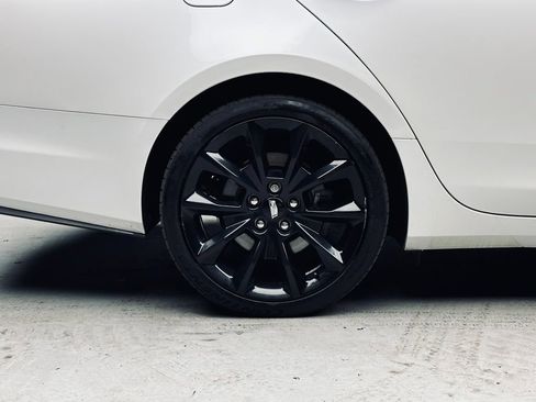 Used 2018 Cadillac CTS Luxury RWD image 42