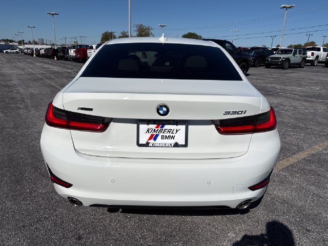 Used 2020 BMW 330i xDrive Sedan w/ Driving Assistance Package AWD/4WD image 4