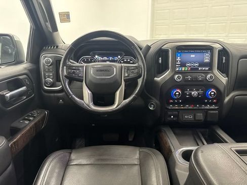 Used 2021 GMC Sierra 1500 Denali w/ Denali Ultimate Package AWD/4WD image 27