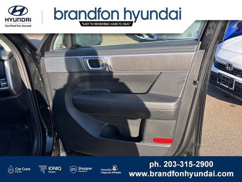 Certified 2026 Hyundai Santa Fe SE image 8