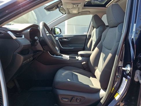 Used 2025 Toyota RAV4 XLE w/ Convenience Package AWD/4WD image 16