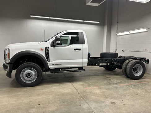 New 2026 Ford F600 4x4 Regular Cab Super Duty w/ XL Chrome Package image 2