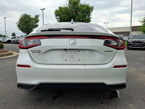 Used 2024 Honda Civic Sport image 5