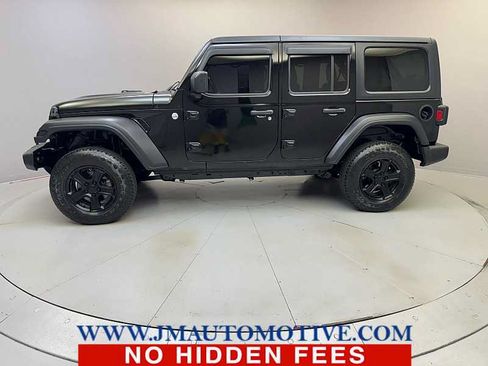 Used 2018 Jeep Wrangler Unlimited Sport S AWD/4WD image 2