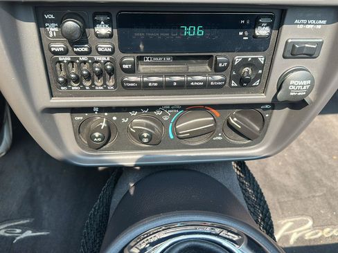 Used 2000 Plymouth Prowler RWD image 20