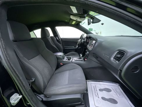 Used 2019 Dodge Charger GT image 28