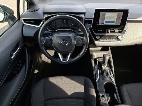 Used 2023 Toyota Corolla SE image 11