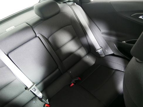 Used 2023 Chevrolet Malibu LT image 14