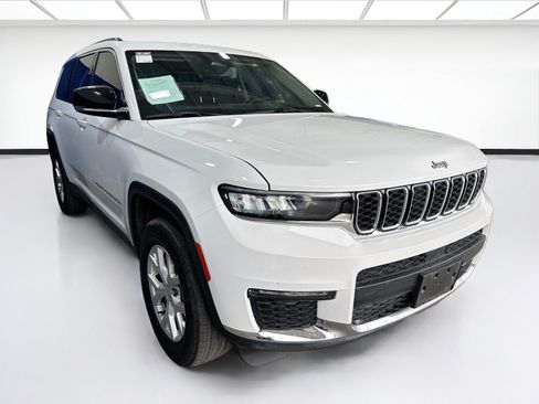 Used 2023 Jeep Grand Cherokee L Limited RWD image 3