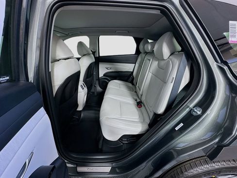 New 2026 Hyundai Tucson Limited image 17