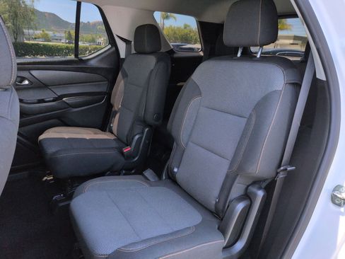 Used 2019 Chevrolet Traverse LT image 29