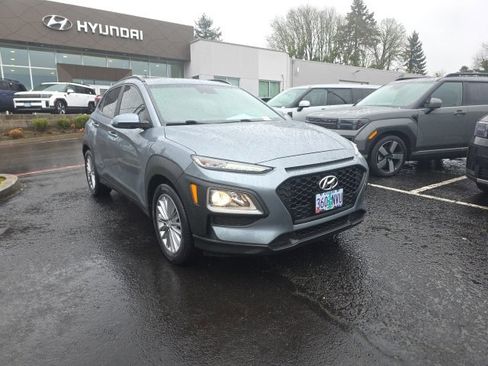 Used 2021 Hyundai Kona SEL w/ Cargo Package image 2