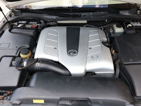 Used 2002 Lexus LS 430 image 22