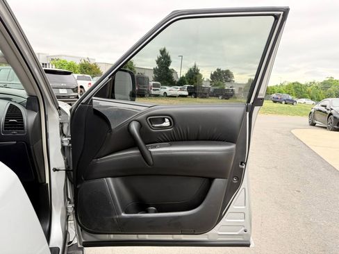 Used 2021 Nissan Armada SV AWD/4WD image 24