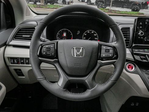 New 2026 Honda Odyssey EX-L image 17