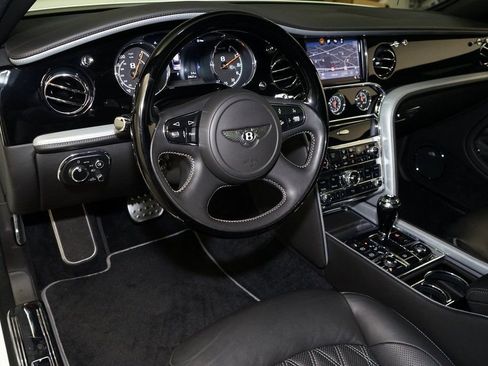 Used 2018 Bentley Mulsanne Speed image 8
