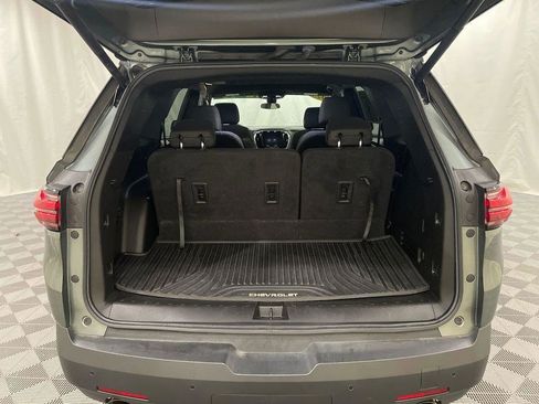 Used 2023 Chevrolet Traverse LT image 10