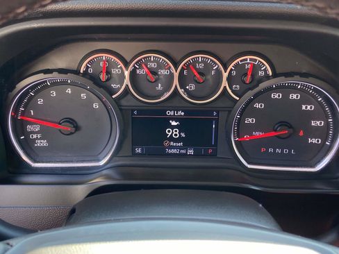 Used 2020 Chevrolet Silverado 1500 LTZ image 25