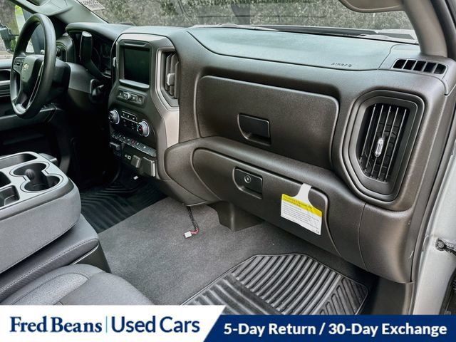 Used 2025 Chevrolet Silverado 2500 Custom w/ Custom Convenience Package AWD/4WD image 32