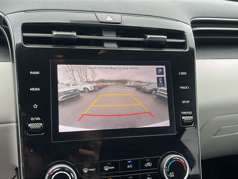 Used 2023 Hyundai Tucson SEL image 16