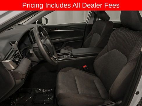 Used 2025 Toyota Camry LE FWD image 10