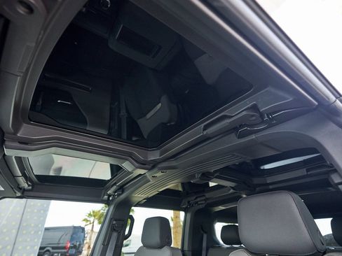 Used 2025 GMC Hummer EV 3X image 34