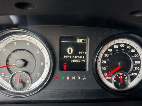 Used 2015 RAM 1500 Express image 23