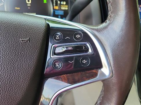 Used 2015 Cadillac Escalade Premium image 26
