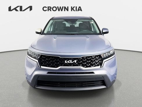 Certified 2023 Kia Sorento LX FWD image 2