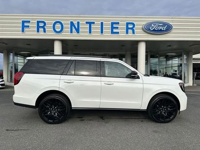 New 2026 Ford Expedition Platinum w/ Stealth Performance Package