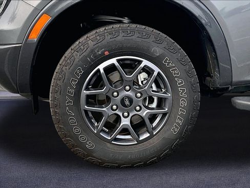 Used 2024 Ford Ranger XLT w/ FX4 Off-Road Package AWD/4WD image 35