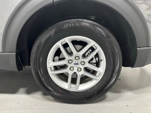 Used 2025 Ford Explorer Active image 61