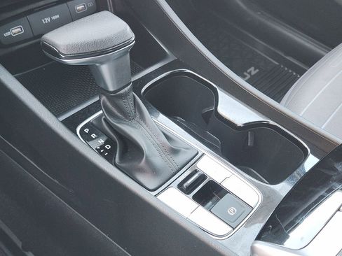 Used 2024 Hyundai Santa Cruz SE image 19