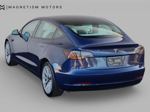 Used 2022 Tesla Model 3 Long Range image 9
