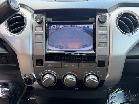 Used 2014 Toyota Tundra SR5 AWD/4WD image 29