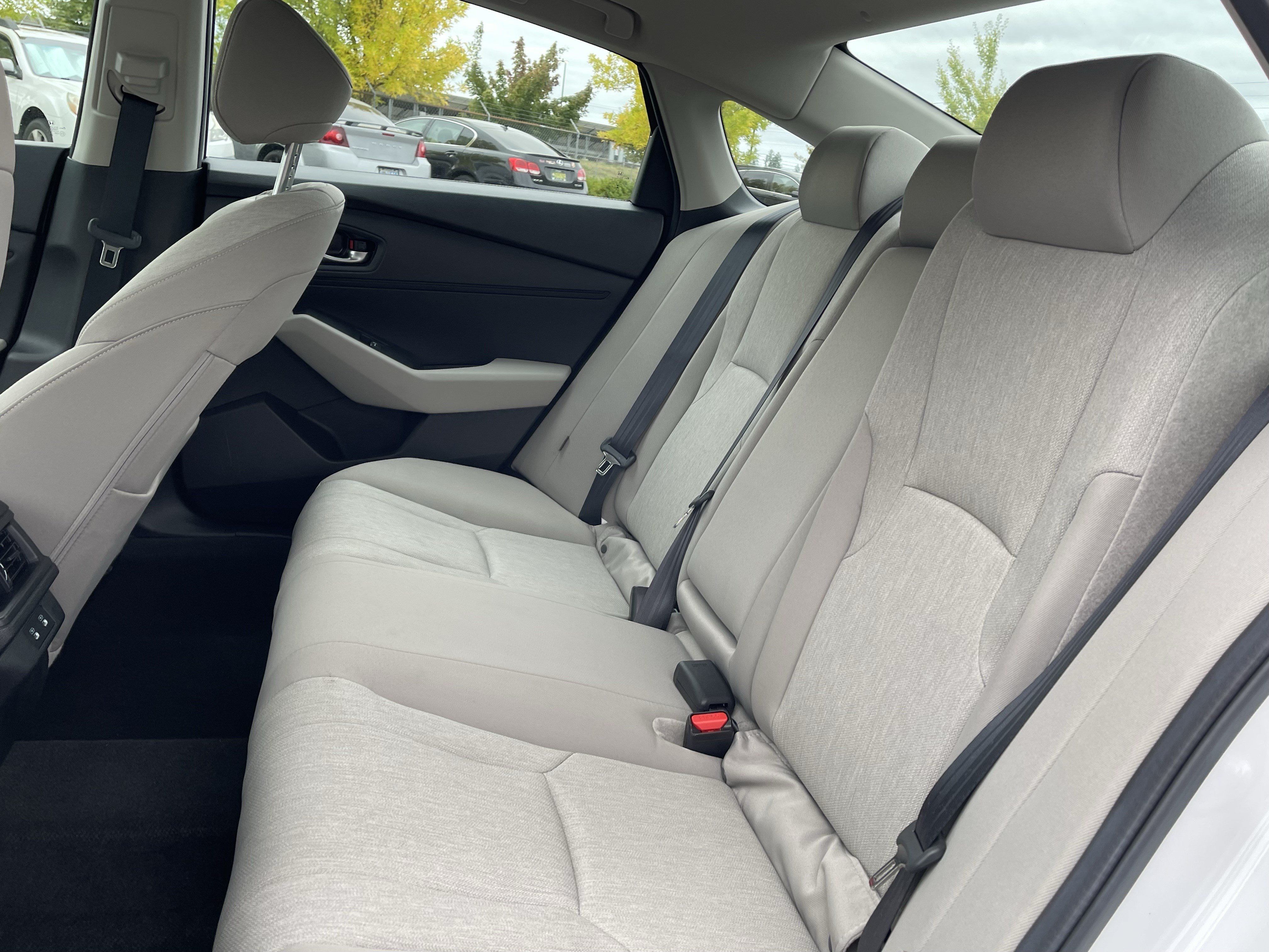 Used 2025 Honda Accord SE image 15