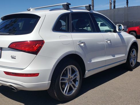 Used 2016 Audi Q5 2.0T Premium Plus w/ Technology Package image 4