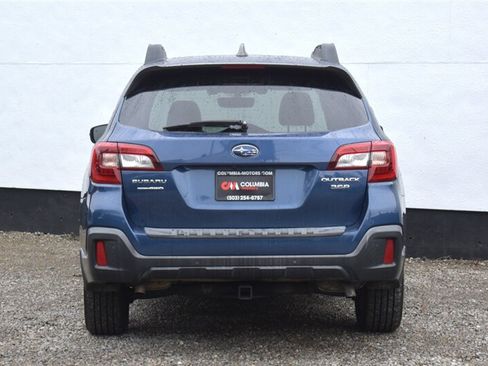 Used 2019 Subaru Outback 3.6R Limited AWD/4WD image 4