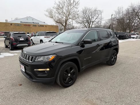 Used 2021 Jeep Compass Latitude w/ Convenience Group image 1