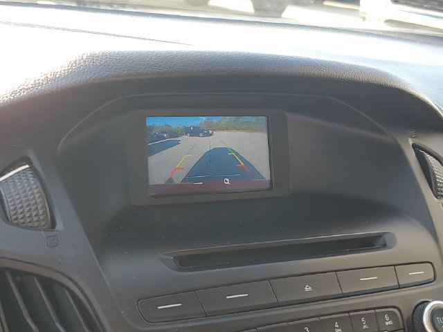 Used 2017 Ford Focus SE FWD image 25