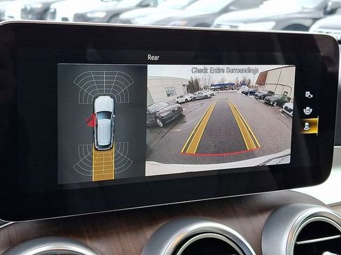 Used 2022 Mercedes-Benz GLC 300 4MATIC image 20