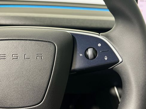 Used 2026 Tesla Model Y 2WD image 19