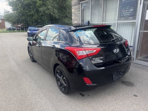 Used 2014 Hyundai Elantra GT w/ Option Group 02 FWD image 3