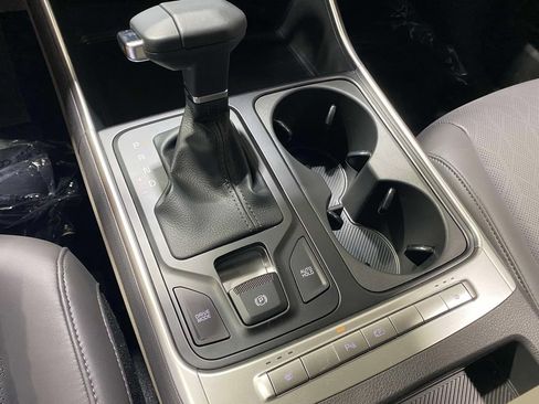 New 2026 Kia Carnival FWD image 30
