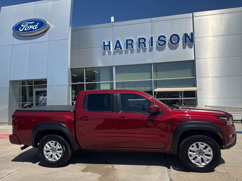 Used 2022 Nissan Frontier SV w/ Technology Package AWD/4WD image 4