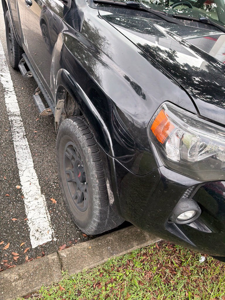 Used 2021 Toyota 4Runner SR5 Premium w/ Moonroof Package RWD image 8